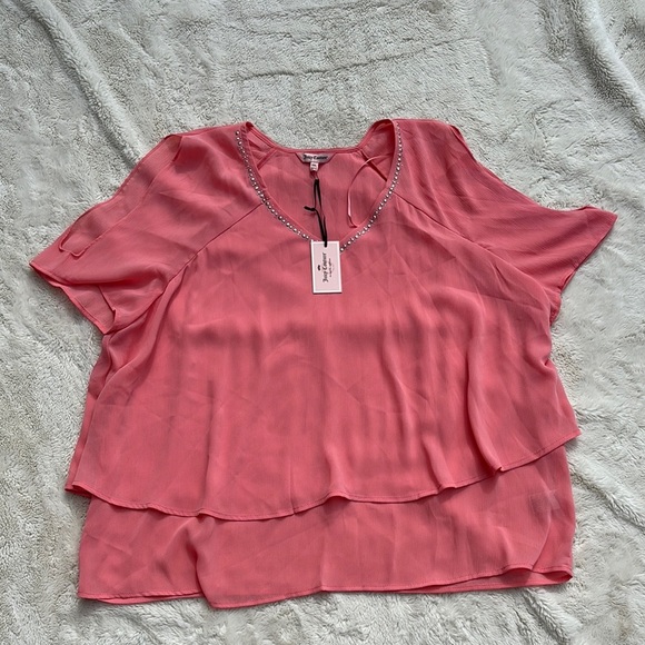 Juicy Couture Women's Rhinestone Studded V Neck Cut Out Arm Blouse Size XXL - Picture 2 of 10